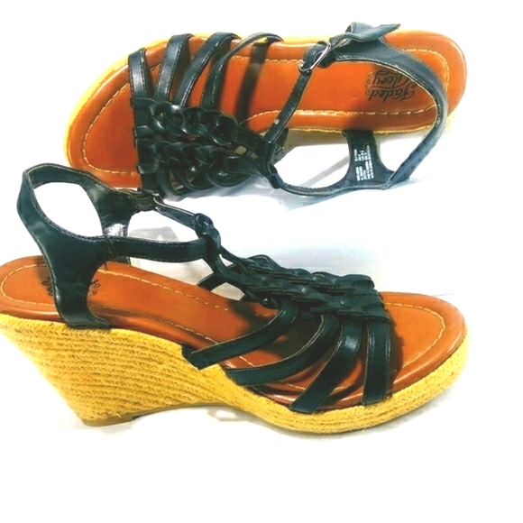 Strappy wedge sandals - Picture 14 of 15